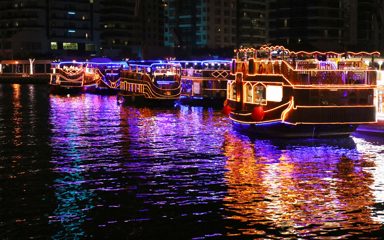 Experience Dubai Marina