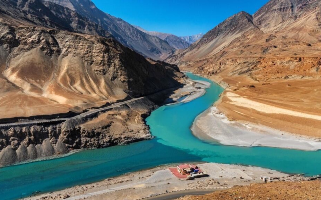 Confluence of Zanskar & Indus